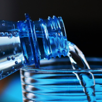 塑料防不勝防，連日常用水都驗出微型塑膠