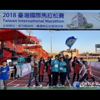 台灣國際馬拉松登場　大華科大給力補給站為選手加油