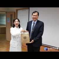 慈濟醫院邀請王正坤醫師　演講雷射醫學
