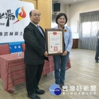 中選會頒發當選證書　張麗善公布小內閣