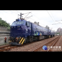 南海電鐵「藍武士號」奔馳台灣　「大阪城」、「固力果」搬上列車