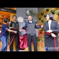 板橋府中青年社宅　「銀光咖啡館」開幕揭牌　