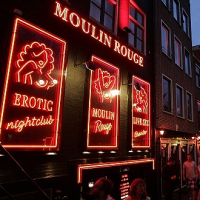 遊客暴漲性工作者不勝其擾，阿姆斯特丹紅燈區對旅遊團說不