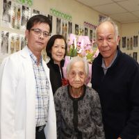 髖部骨折難耐 髖關節手術助百歲人瑞重拾笑容