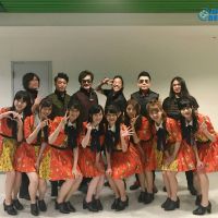 董事長樂團x AKB48 Team TP甜唱《日不落》 噴發粉紅泡泡