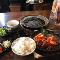 【東京】高品質卻好便宜！午餐跟著在地人吃【日式燒肉】才是聰明又潮的旅人