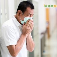 48歲男感冒2天死亡　醫：肺炎奪命殺手當心！