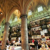 世界上最美麗的書店之一！歷經800年風霜的老教堂，《天堂書店》本身就是一部經典作品...