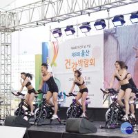 飛輪單車結合舞蹈和體操　健身運動掀起JACKIE CYCLE快樂風潮
