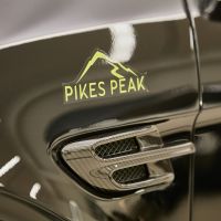 派克山限量版  Bentley Bentayga Pikes Peak Edition !!