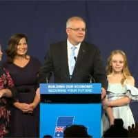 澳洲大選現任總理自行宣布當選 勞工黨黨魁坦承敗選