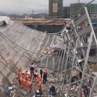 中國廣西百色市酒吧屋頂坍塌 釀3死、4人待援