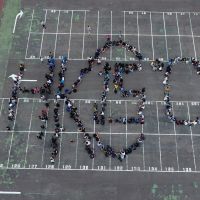 弘光科大響應524全球氣候行動 師生排字籲愛地球