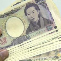 貿易戰避險日幣走強 換5萬台幣少6千日幣