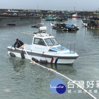 台子村漁港柴油溢漏　海巡迅速處置