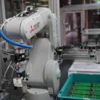 英國研究：機器人將於2030年取代2000萬個製造業人力