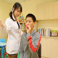 腦中風插管影響吞嚥 語言治療助擺脫鼻胃管