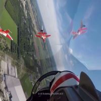 瑞士空中分列式 機隊飛錯地方表演