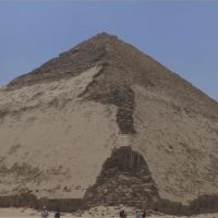 埃及力拚觀光 重新開放兩座金字塔