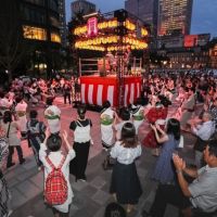 【豆知識】每年夏季祭典盛會之一日本全國的【盂蘭盆舞節】