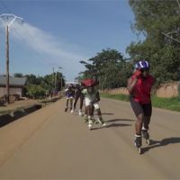 剛果伊波拉病毒肆虐！青年組直排輪隊帶「正向能量」