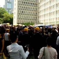 反送中／捍衛香港司法獨立 上千律師街頭無聲抗議