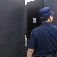 高捷廁所貼「罷韓雙殺」貼紙 警隊全面清查無所獲