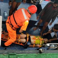 漁船彰化王功外海被撞翻六人獲救送醫