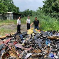 中市中台社區遭棄置機車廢料　環保局調監視器釐清