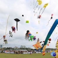 新竹國際風箏節　可愛動物快樂翱翔