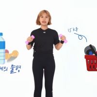 韓國教練進化版圓肩「打薄運動」！每天2分鐘單一運動，一周肩頸變纖細有感