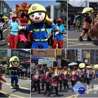 北台灣媽祖文化節另類鏡頭　消防寶寶與神共舞
