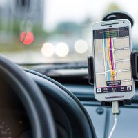 開車常用手機當導航？小心架錯您的位置提早說掰掰！