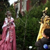 阿里山賓館攜手三昧堂打造「櫻后」戲偶　拍影片呼籲生態保育