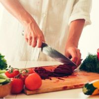 減少接觸化學物質 研究顯示在家做菜更健康