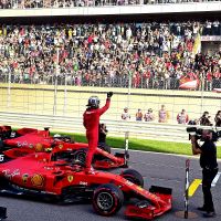 [F1專題] 提前四站六連霸  Mercedes追平Ferrari歷史紀錄 !