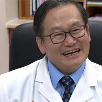 致力「台灣無癱瘓」 義大院長杜元坤獲醫療奉獻獎