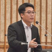 韓國瑜市長滿意度直直落　民進黨：過五成就送烤鴨