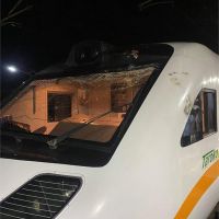 快訊／台鐵電車線斷落 列車延誤超過45分鐘