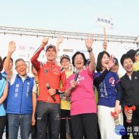 冠軍帽鐵人領跑田中馬拉松　盼後年來台參加三鐵賽　