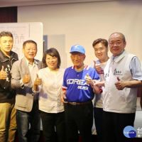 亞洲盃長青軟式棒球賽　韓國89歲長者擔任投手