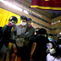 香港理工大學成主戰場！尚有約百名學生受困校內