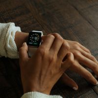 蘋果通過多項新專利 傳Apple Watch未來將引入手勢輸入新功能！