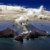 紐西蘭白島火山爆發 紐國進入救災模式