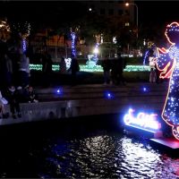 「耶誕夢想世界」 迪士尼燈飾陪你過節