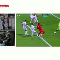 尷尬！沙烏地阿拉伯足球聯賽 12碼球員罰踢打滑狠摔