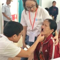 送愛到越南　義大醫院助182名唇顎裂病患重獲新生