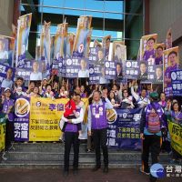 台南立委選舉號次抽籤　安定力量「真假娃娃」助陣
