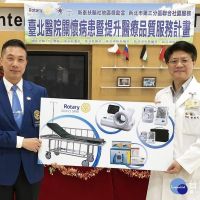 國際扶輪傳愛　捐臺北醫院血糖機等醫療器材