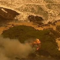 野火燒毀國土300萬公頃 雪梨跨年煙火照常惹議